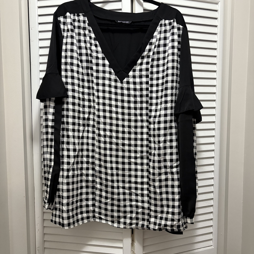 BloomChic Black and White Checkered Blouse